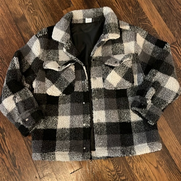 wonder nation Other - Cozy warm jacket for a boy or a girl. Fit size 10 to 12.